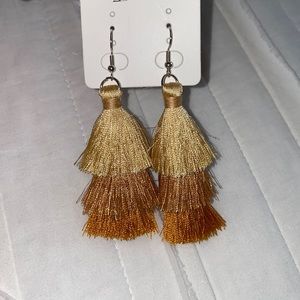 Tan/orange fringe earrings!